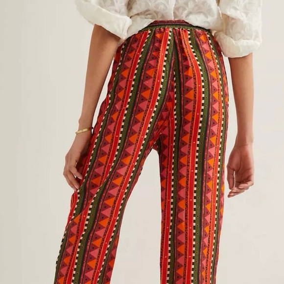 NWT - FARM Rio Pull On Pants - Size Small - Picture 6 of 9